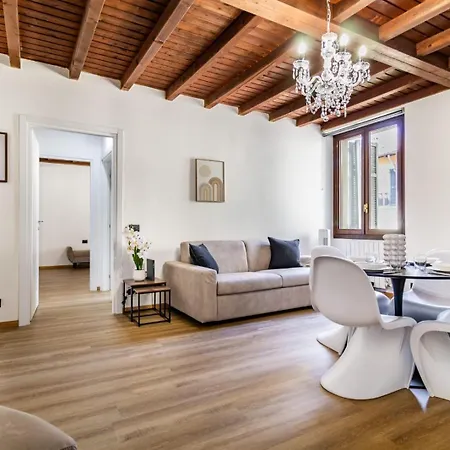 Tower Downtown Borghi Apartamento