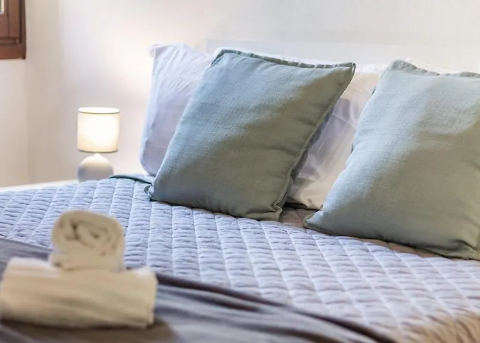 Tower Downtown Borghi Apartment