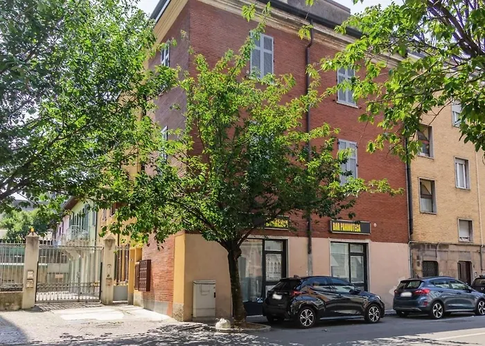 Apartment Tower Downtown Borghi