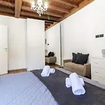 Апартаменты Tower Downtown Borghi